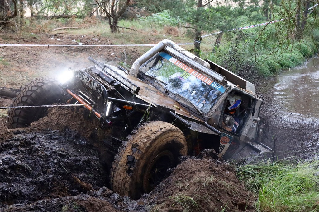 Europejski Dakar na drawskim poligonie