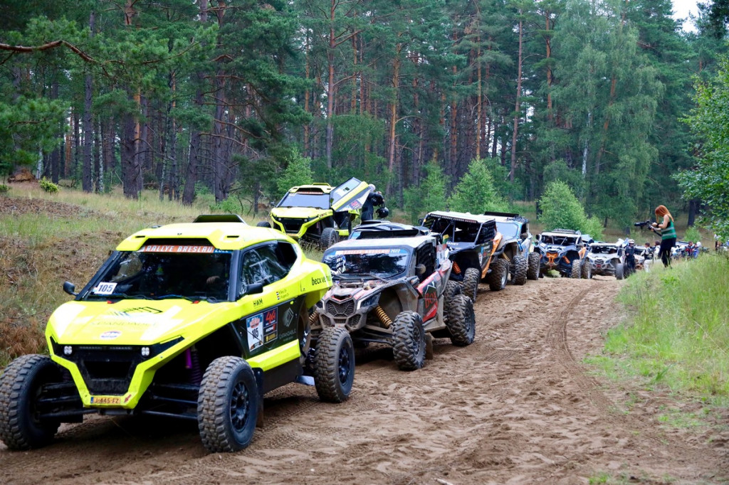 Europejski Dakar na drawskim poligonie