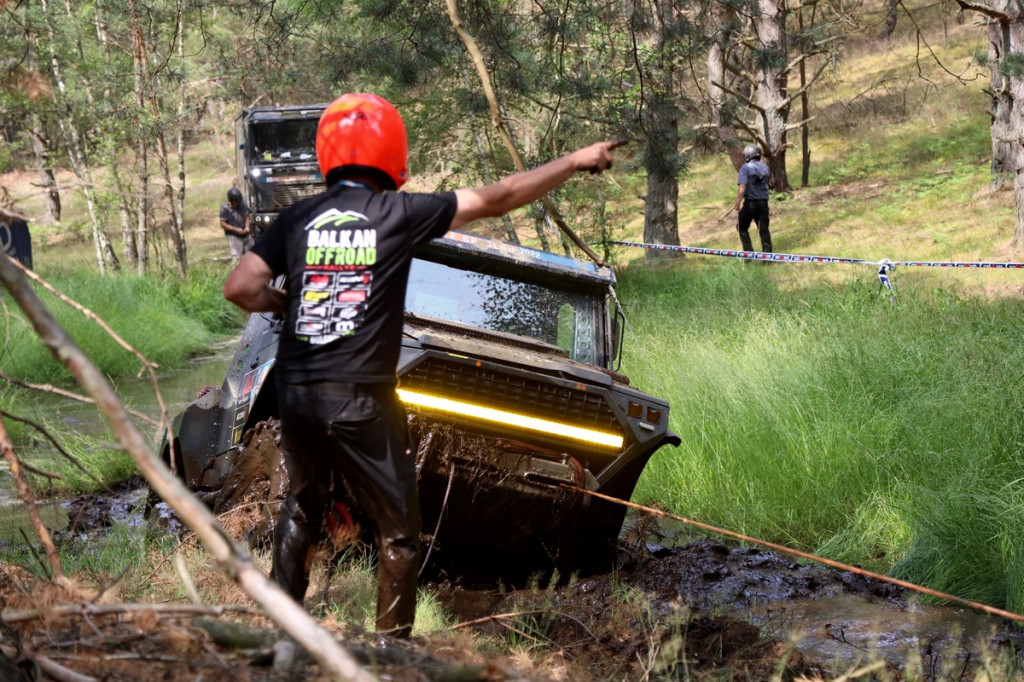 Europejski Dakar na drawskim poligonie