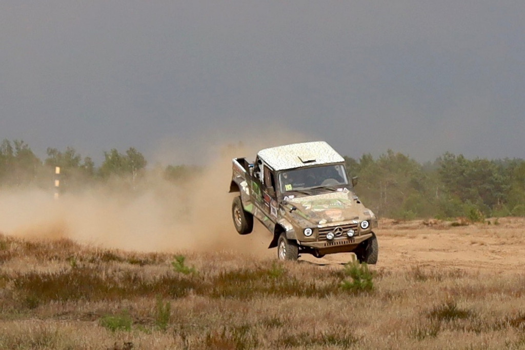 Europejski Dakar na drawskim poligonie