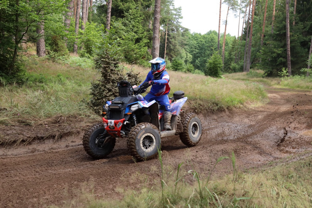 Europejski Dakar na drawskim poligonie