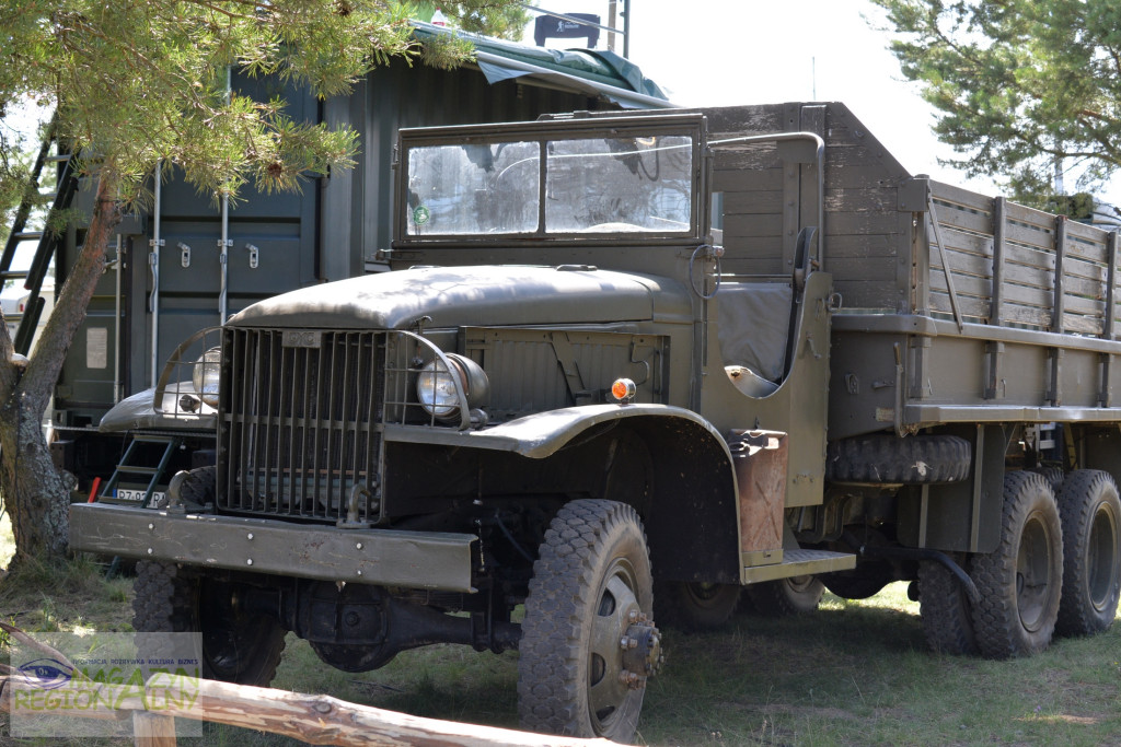 Gąsienice i Podkowy - Zlot Pojazdów Militarnych