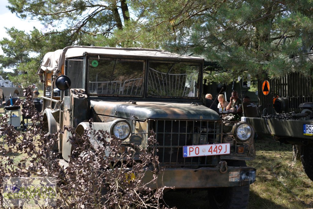 Gąsienice i Podkowy - Zlot Pojazdów Militarnych