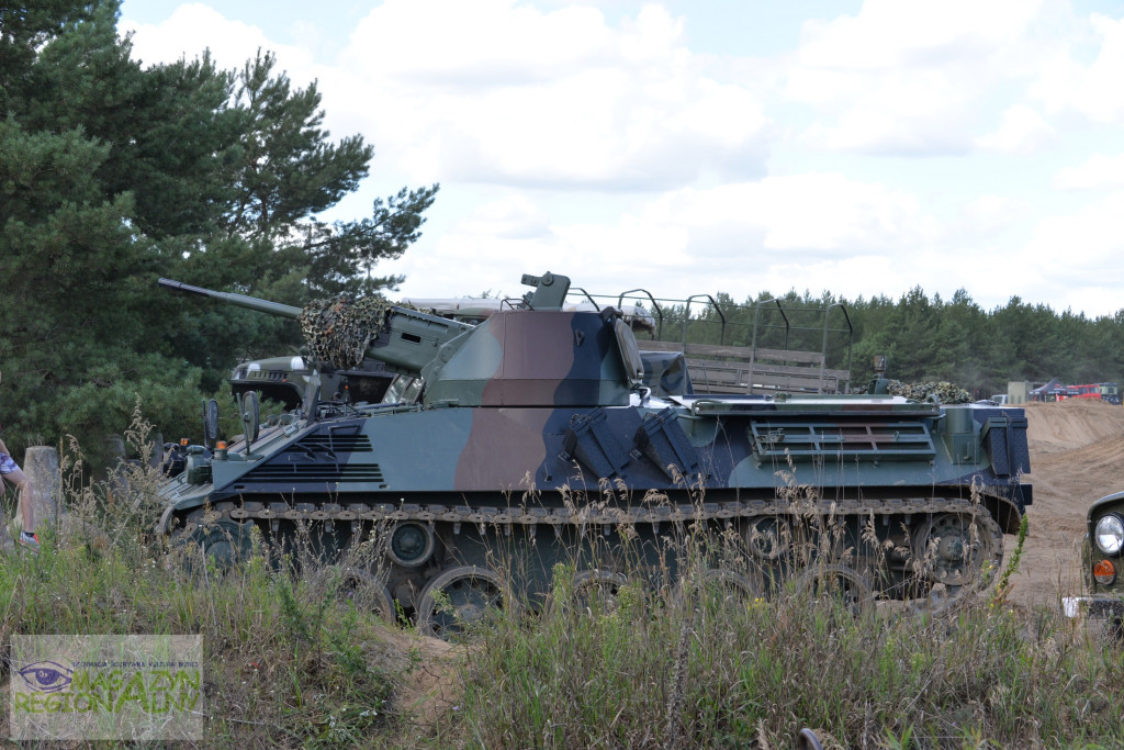 Gąsienice i Podkowy - Zlot Pojazdów Militarnych