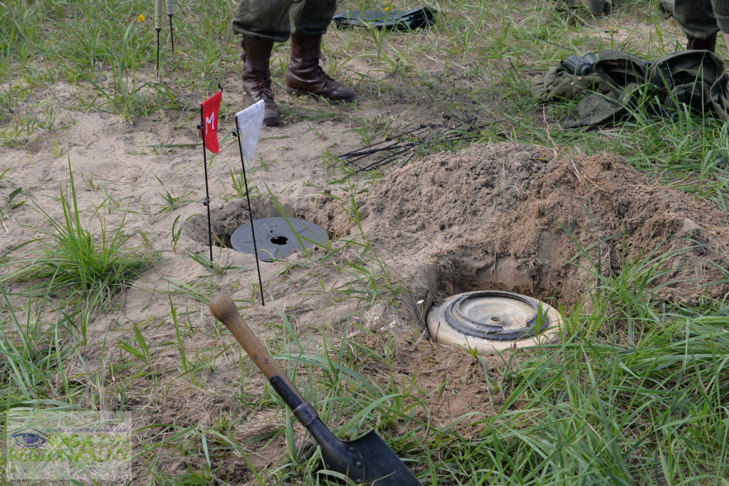 Gąsienice i Podkowy - Zlot Pojazdów Militarnych