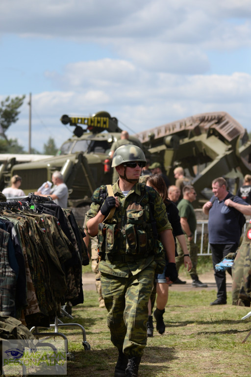 Gąsienice i Podkowy - Zlot Pojazdów Militarnych