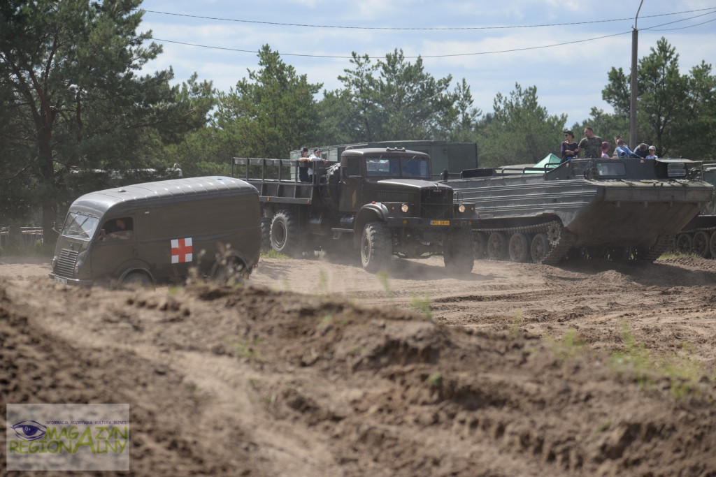 Gąsienice i Podkowy - Zlot Pojazdów Militarnych